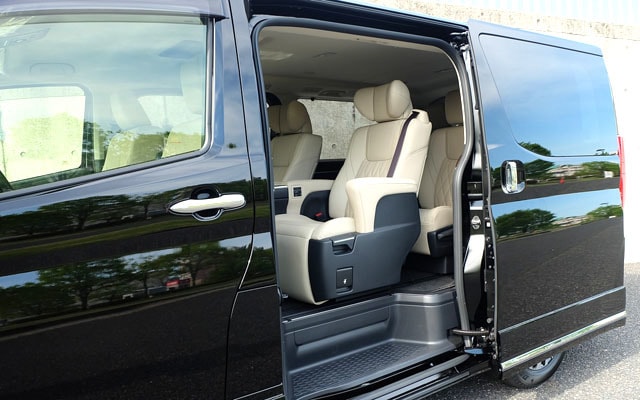 アルファード内装1